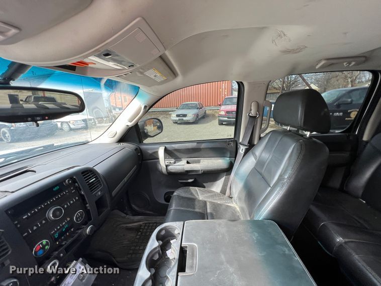 image for item KR9592 2009 Chevrolet Silverado 1500  Crew Cab pickup truck