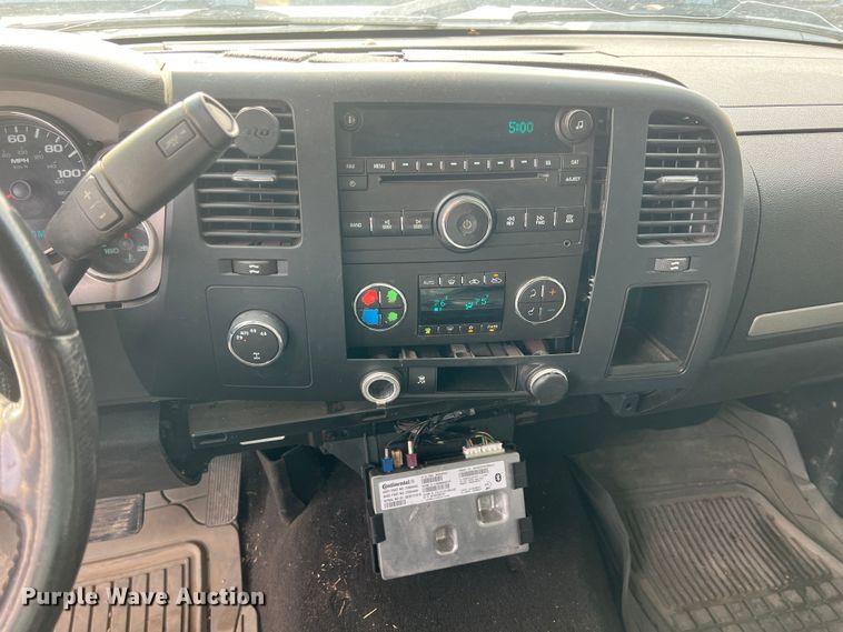 image for item KR9592 2009 Chevrolet Silverado 1500  Crew Cab pickup truck