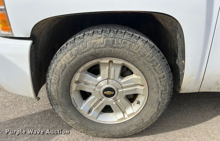 image for item KR9592 2009 Chevrolet Silverado 1500  Crew Cab pickup truck