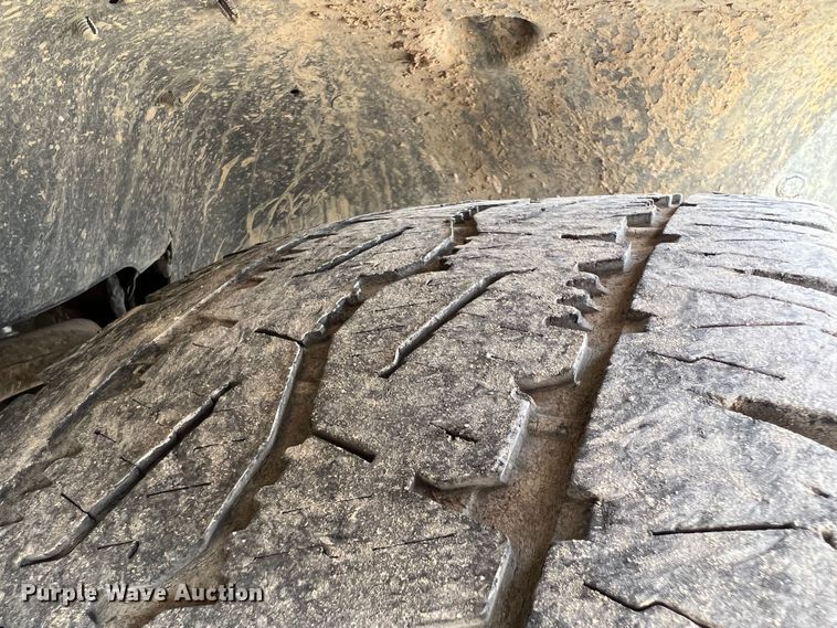 image for item KR9592 2009 Chevrolet Silverado 1500  Crew Cab pickup truck