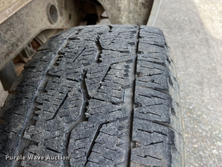 image for item KR9592 2009 Chevrolet Silverado 1500  Crew Cab pickup truck