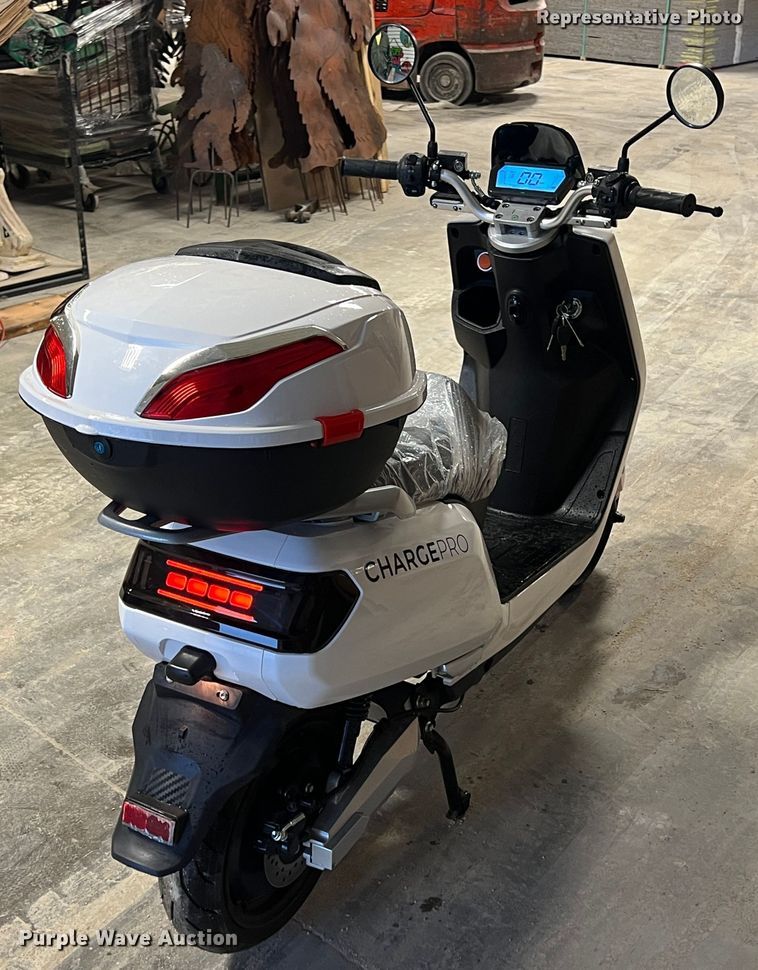 image for item KR9600 2020 Hixon ChargePro  electric scooter