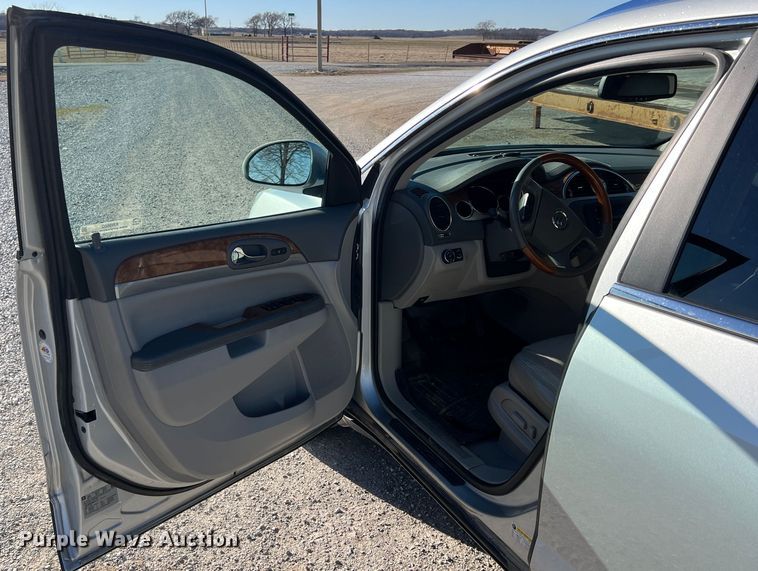 image for item KR9602 2011 Buick Enclave  SUV