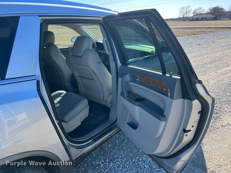 image for item KR9602 2011 Buick Enclave  SUV