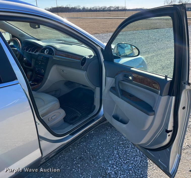 image for item KR9602 2011 Buick Enclave  SUV