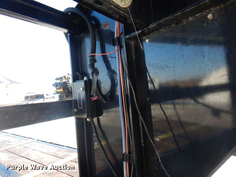 image for item KU9831 2018 Load Trail  equipment trailer