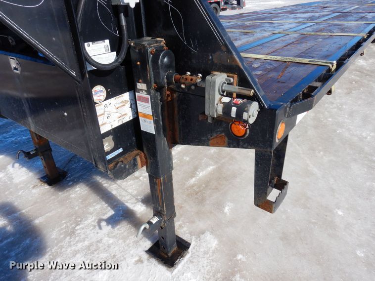 image for item KU9831 2018 Load Trail  equipment trailer