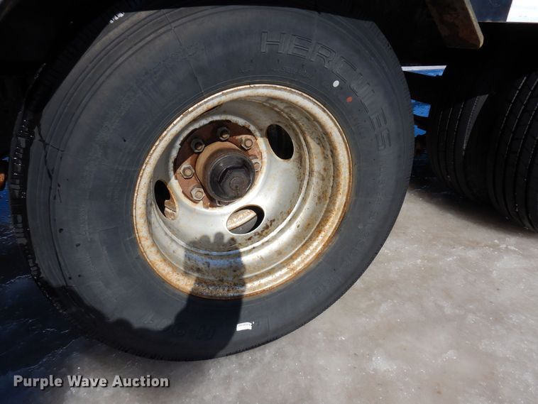 image for item KU9831 2018 Load Trail  equipment trailer