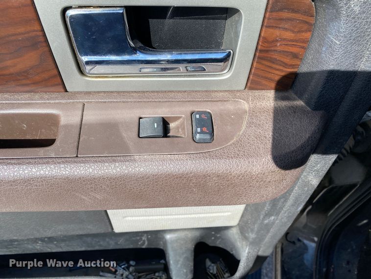 image for item KV9731 2010 Ford F150  SuperCrew pickup truck