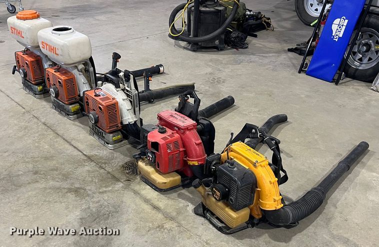 image for item LA9808 (5) leaf blowers