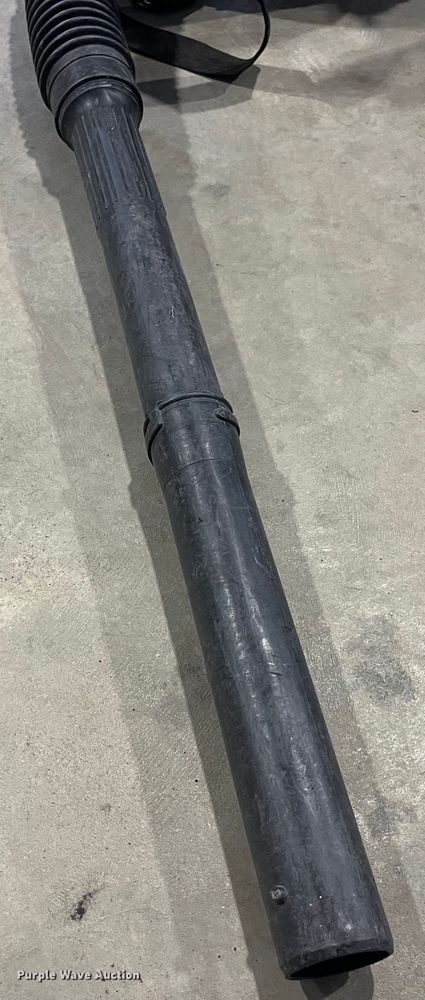 image for item LA9808 (5) leaf blowers