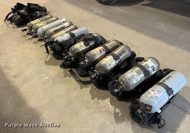 image for item LA9809 Rescue equipment