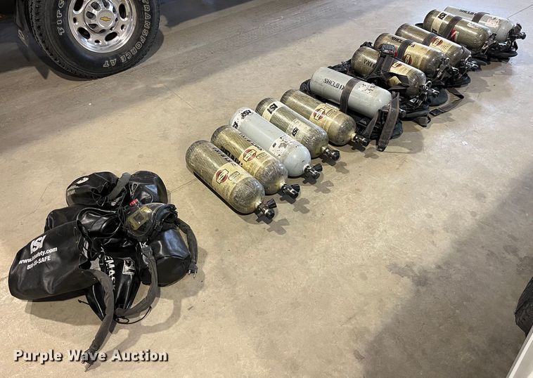 image for item LA9809 Rescue equipment