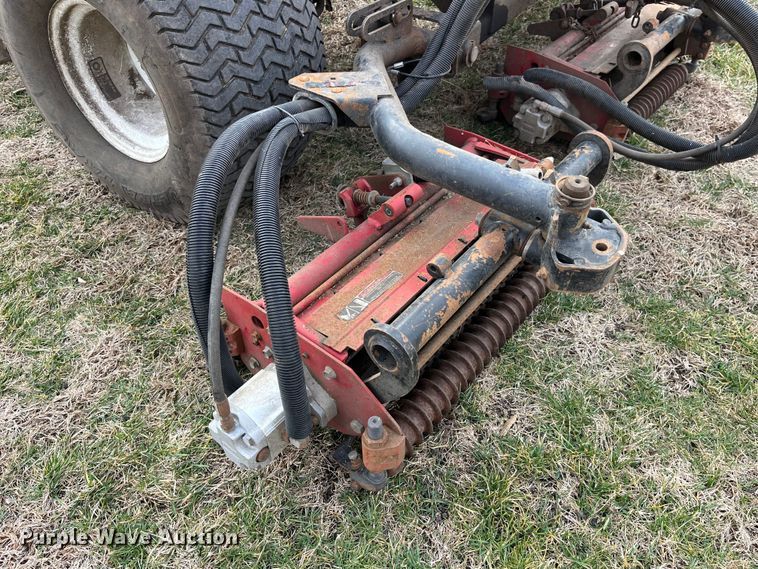 image for item LA9812 Toro Reelmaster 5500D  reel mower
