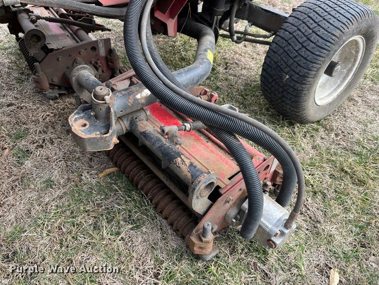 image for item LA9812 Toro Reelmaster 5500D  reel mower