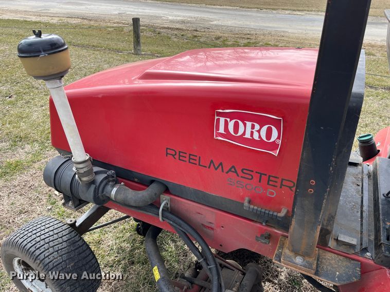 image for item LA9812 Toro Reelmaster 5500D  reel mower
