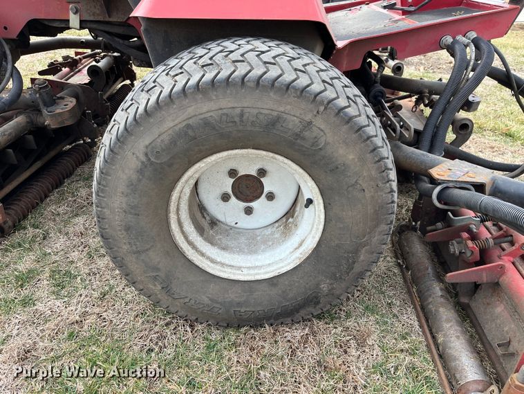 image for item LA9812 Toro Reelmaster 5500D  reel mower