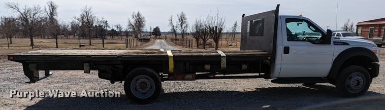 image for item LF9586 2014 Ford F550 Super Duty  flatbed truck