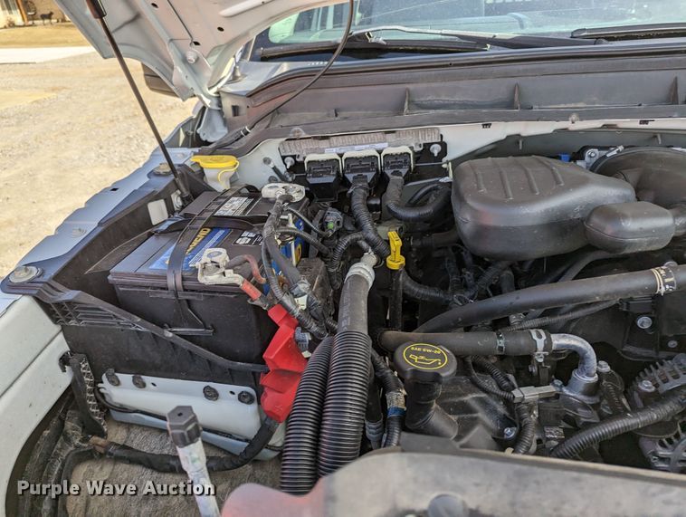 image for item LF9586 2014 Ford F550 Super Duty  flatbed truck