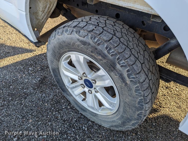 image for item LF9610 2018 Ford F150  SuperCab pickup truck