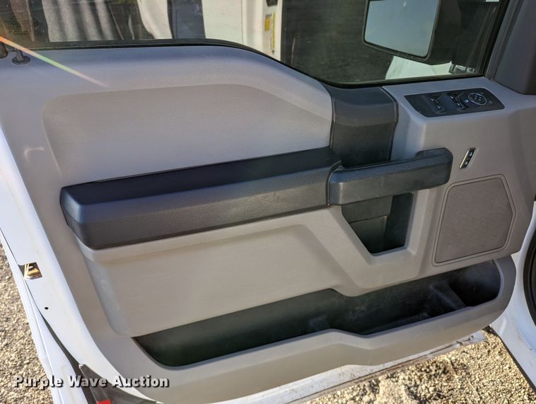 image for item LF9611 2018 Ford F150  SuperCab pickup truck