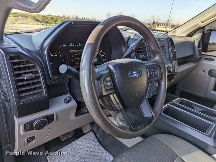 image for item LF9611 2018 Ford F150  SuperCab pickup truck