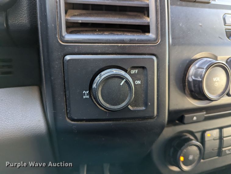 image for item LF9611 2018 Ford F150  SuperCab pickup truck