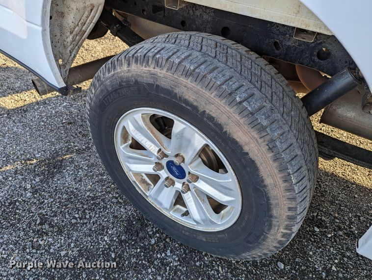 image for item LF9611 2018 Ford F150  SuperCab pickup truck