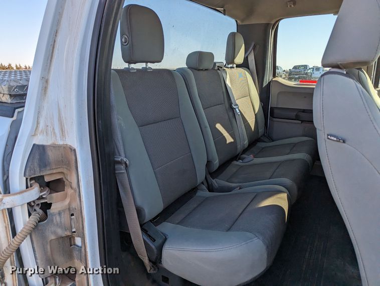 image for item LF9612 2018 Ford F150  SuperCab pickup truck