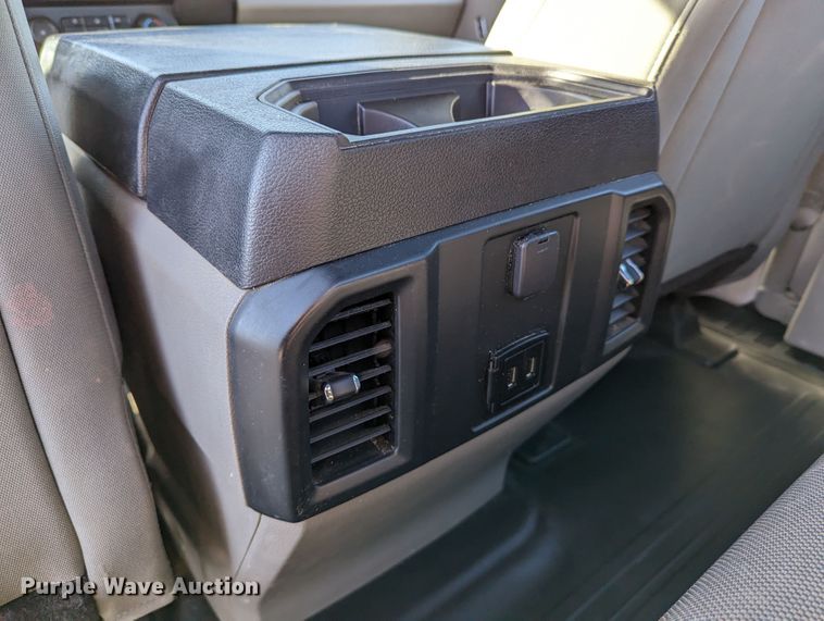 image for item LF9613 2018 Ford F150  SuperCab pickup truck