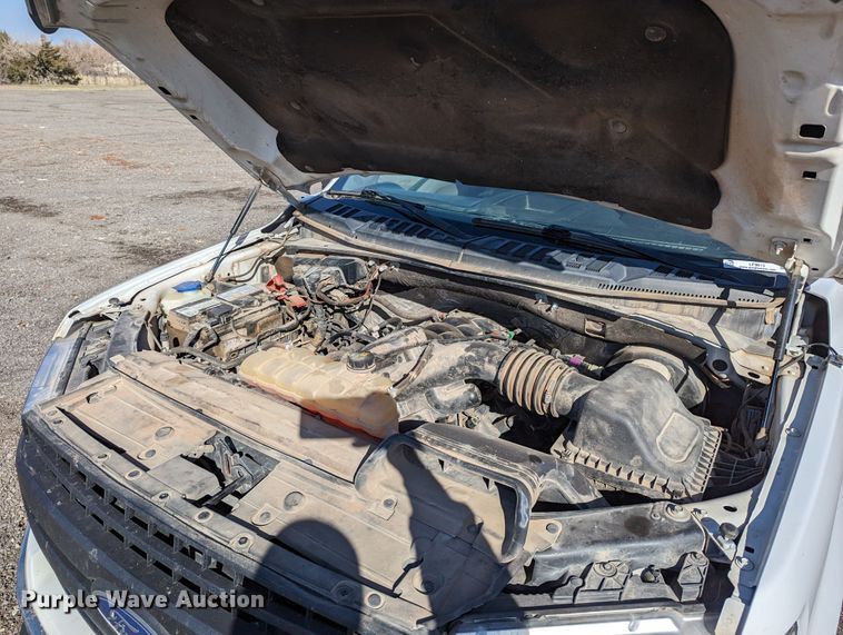 image for item LF9613 2018 Ford F150  SuperCab pickup truck