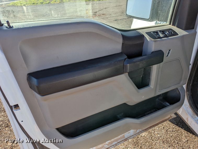 image for item LF9614 2018 Ford F150  SuperCab pickup truck