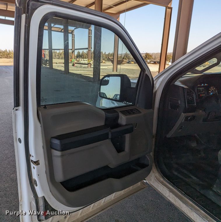 image for item LF9617 2018 Ford F150  SuperCab pickup truck