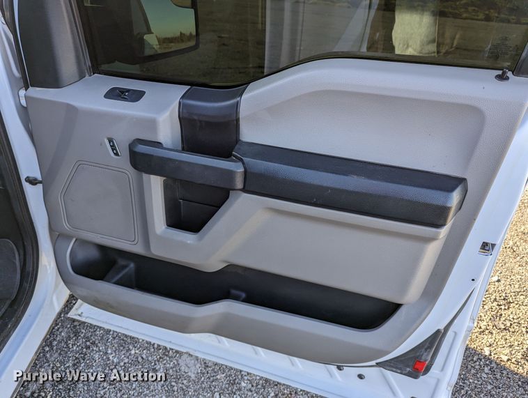 image for item LF9622 2018 Ford F150  SuperCab pickup truck