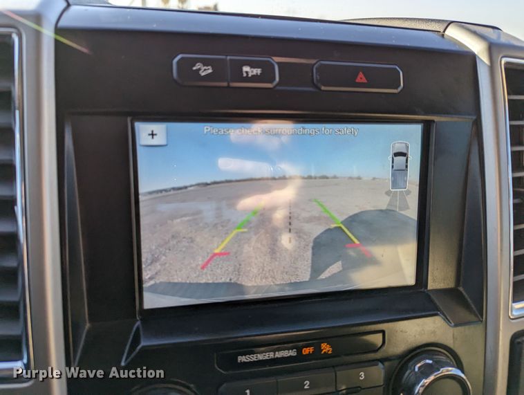 image for item LF9623 2016 Ford F150 Lariat  SuperCrew pickup truck