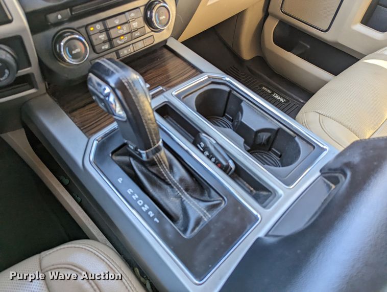 image for item LF9623 2016 Ford F150 Lariat  SuperCrew pickup truck