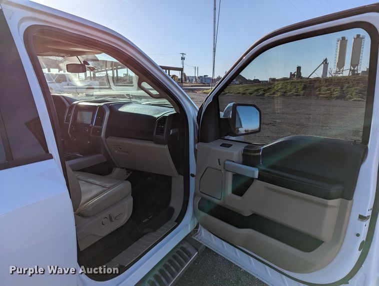 image for item LF9623 2016 Ford F150 Lariat  SuperCrew pickup truck