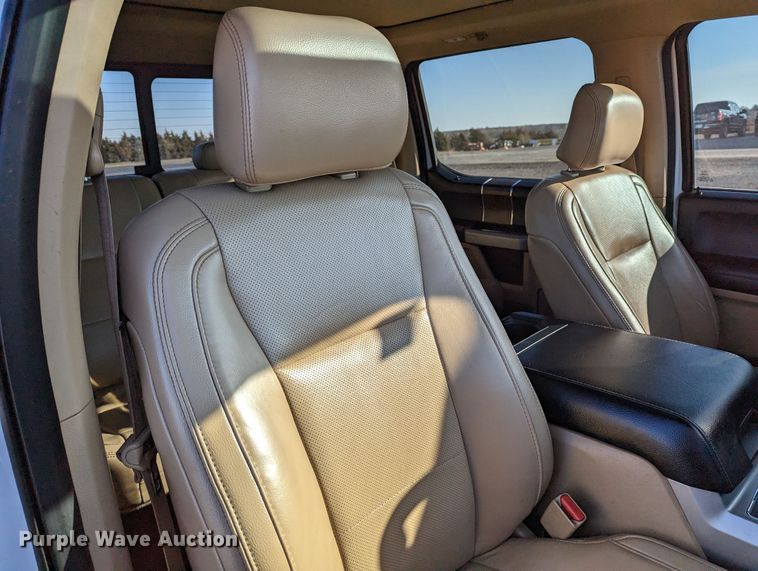 image for item LF9623 2016 Ford F150 Lariat  SuperCrew pickup truck