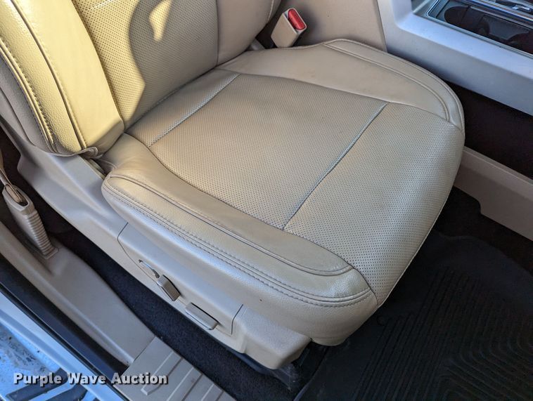 image for item LF9623 2016 Ford F150 Lariat  SuperCrew pickup truck