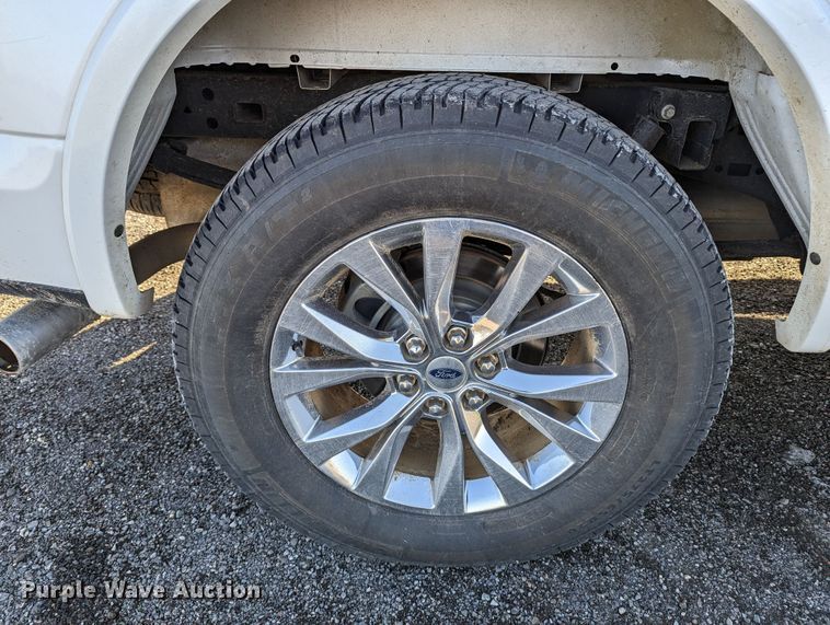 image for item LF9623 2016 Ford F150 Lariat  SuperCrew pickup truck