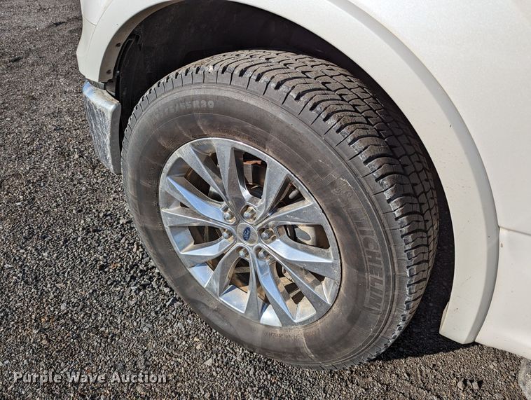 image for item LF9623 2016 Ford F150 Lariat  SuperCrew pickup truck