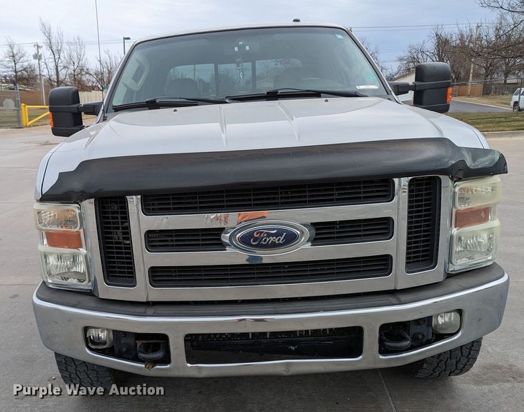 image for item LF9643 2008 Ford F250 Super Duty  Crew Cab pickup truck