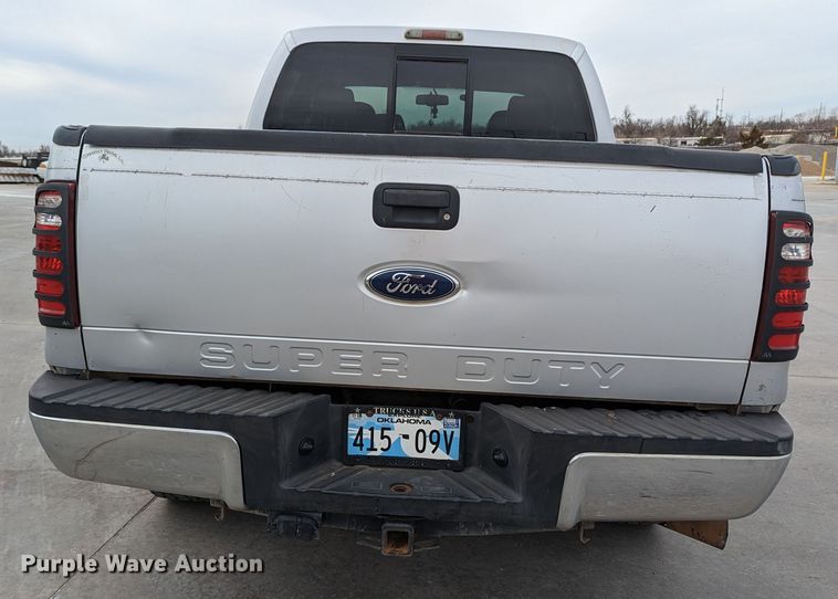 image for item LF9643 2008 Ford F250 Super Duty  Crew Cab pickup truck
