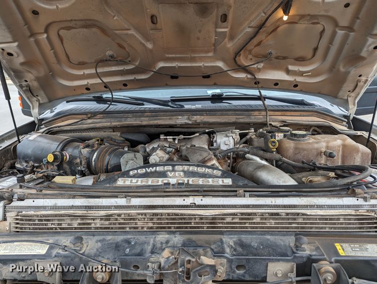 image for item LF9643 2008 Ford F250 Super Duty  Crew Cab pickup truck