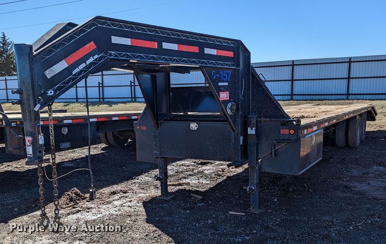 image for item LF9652 2012 Maxey GN20K  equipment trailer