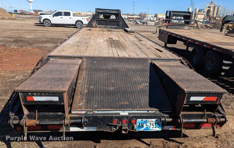 image for item LF9652 2012 Maxey GN20K  equipment trailer