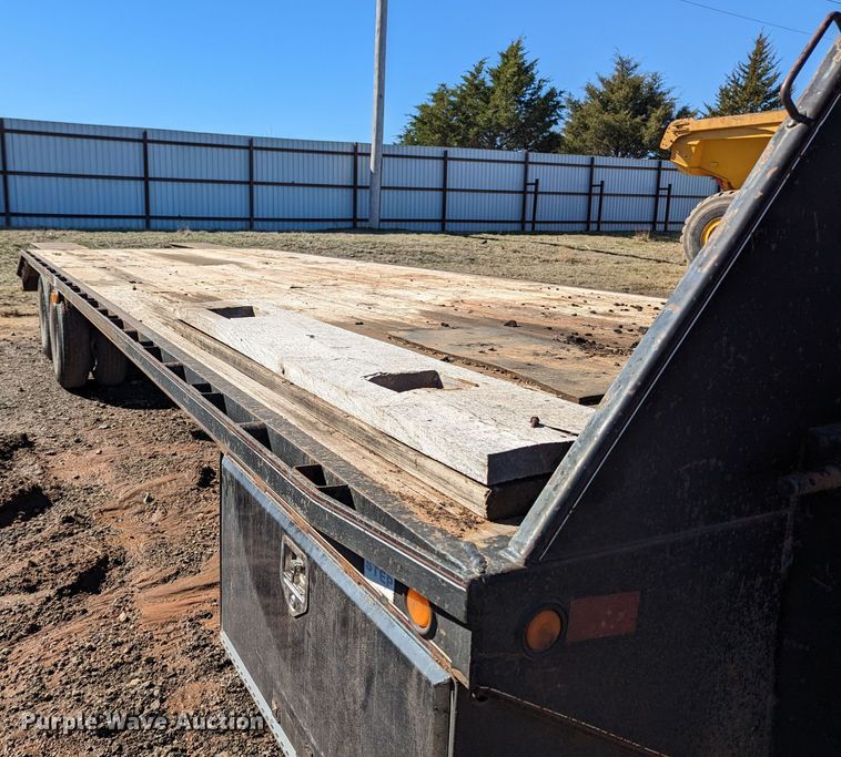 image for item LF9652 2012 Maxey GN20K  equipment trailer