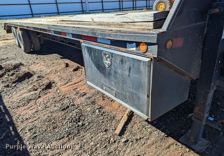 image for item LF9652 2012 Maxey GN20K  equipment trailer