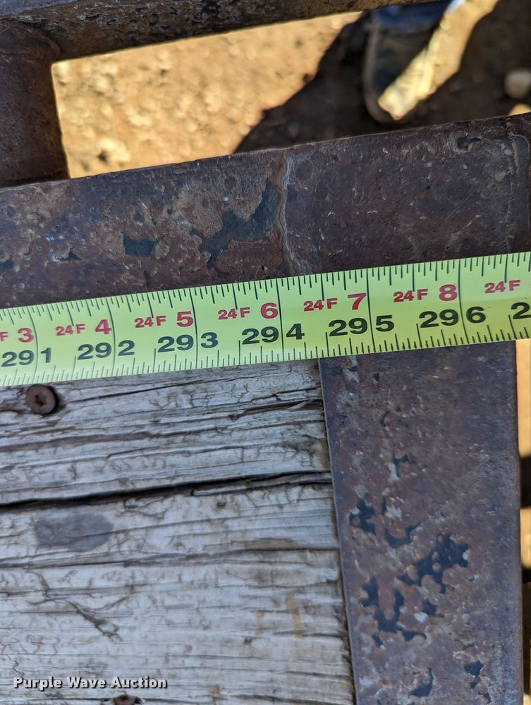 image for item LF9652 2012 Maxey GN20K  equipment trailer