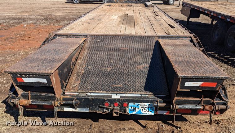 image for item LF9652 2012 Maxey GN20K  equipment trailer